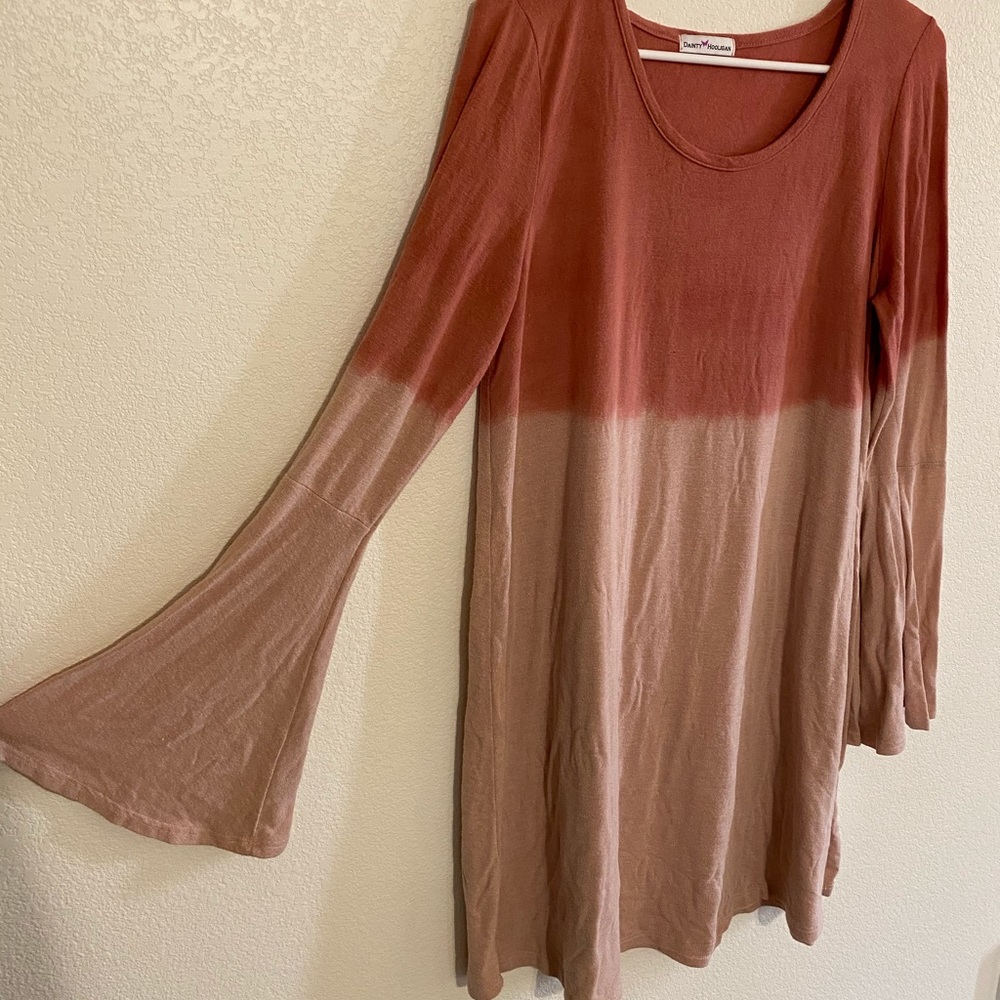 Cute dress!